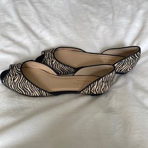 Talbot’s tan & black zebra print peep toe flats size 7.5